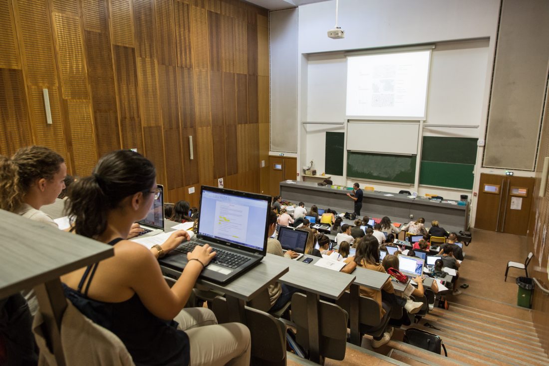 Amphi Nicoli, Campus Grimaldi